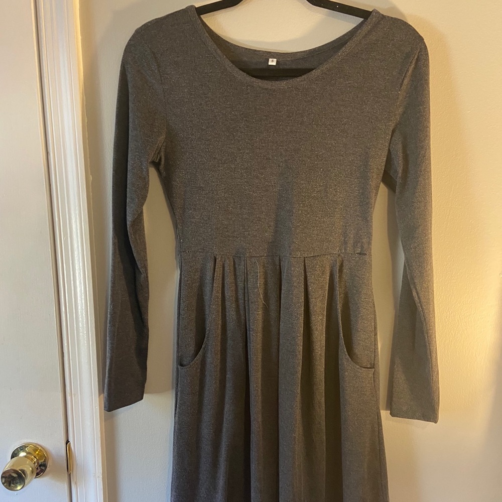 gray dress with pockets